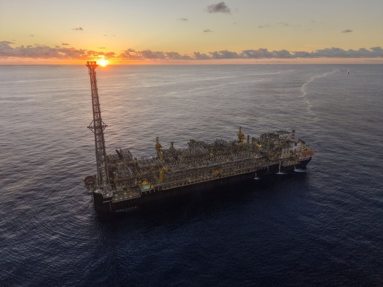 Record production lifts Petrobras Q2 profit to $10.4 billion