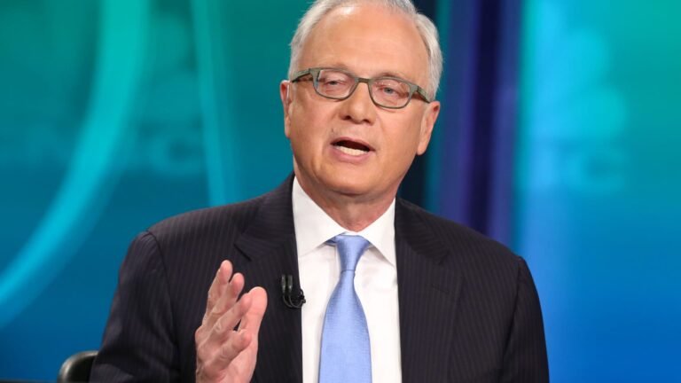 Ed Yardeni slashes S&P 500 target, says ‘proceed with caution’ in stocks as rates rise