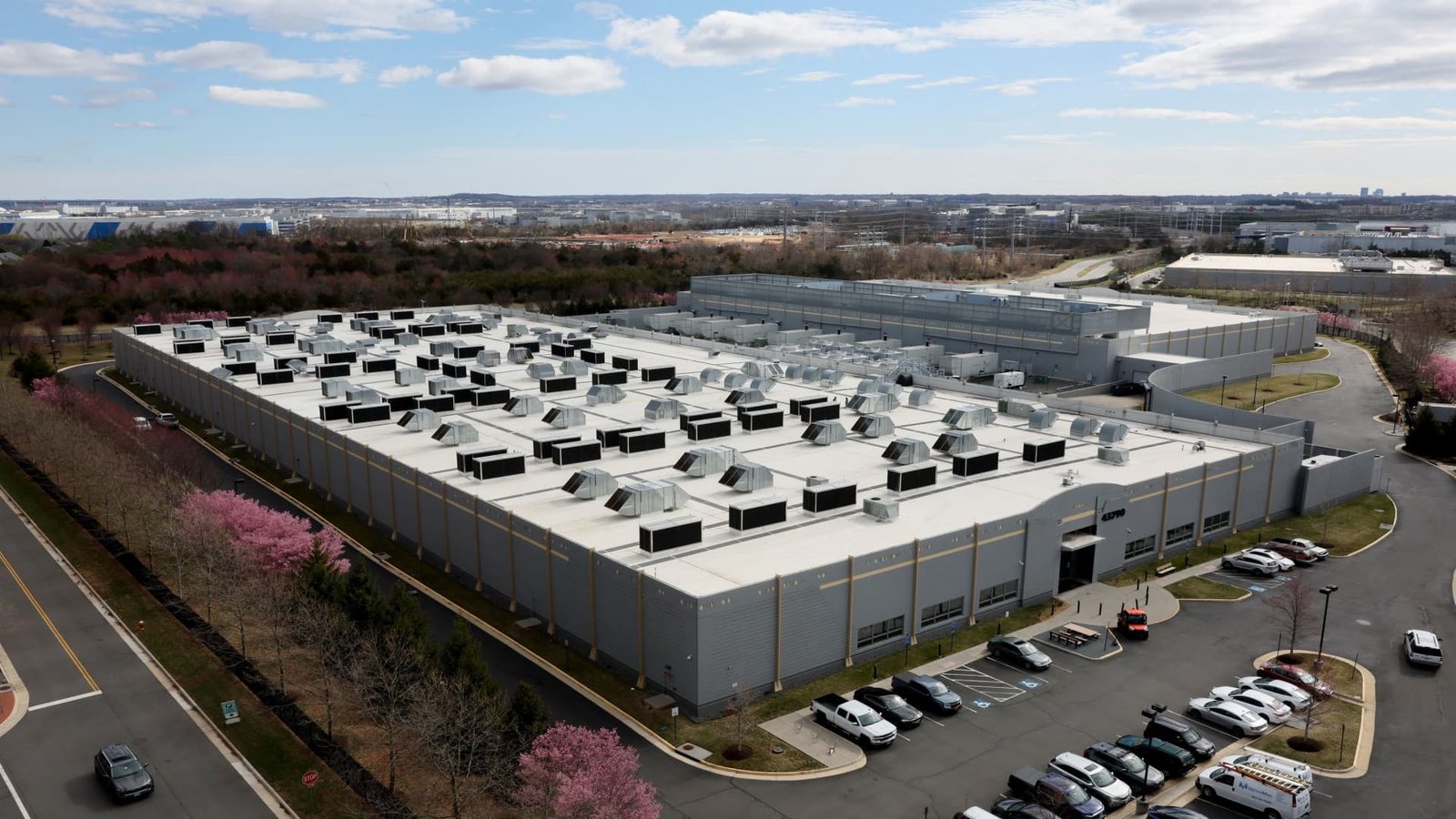 Potential AI slowdown is not ‘end of the world’ for data center real estate, says Digital Realty CEO