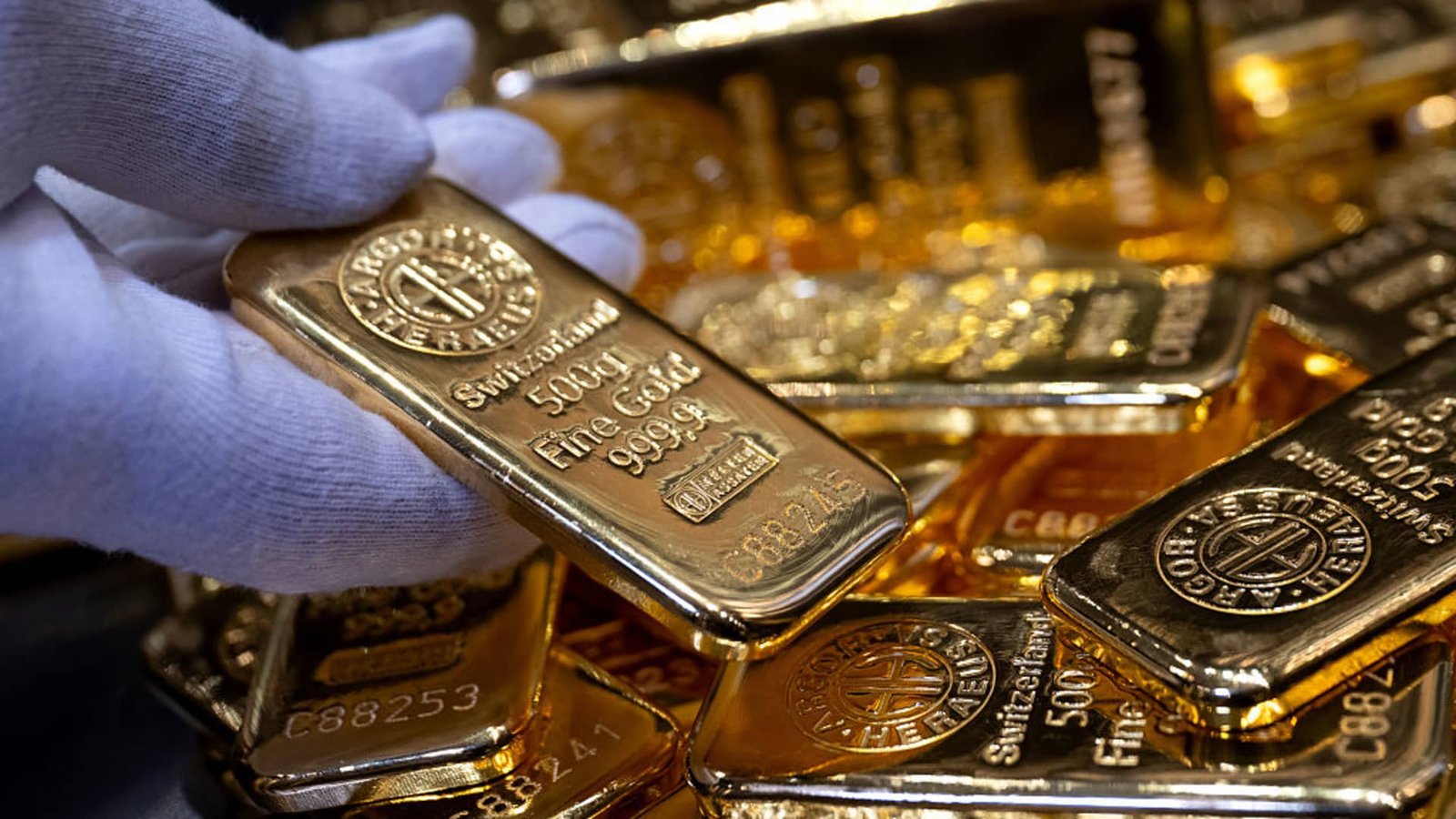 Gold prices have pulled back — but a Morgan Stanley strategist sees 3 key reasons to hold the precious metal