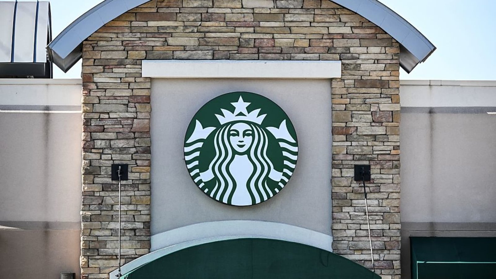 Starbucks to shutter about 250 stores in latest round of cafe closures