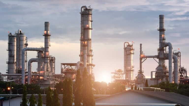 OPEC+ keeps oil output policy unchanged for October