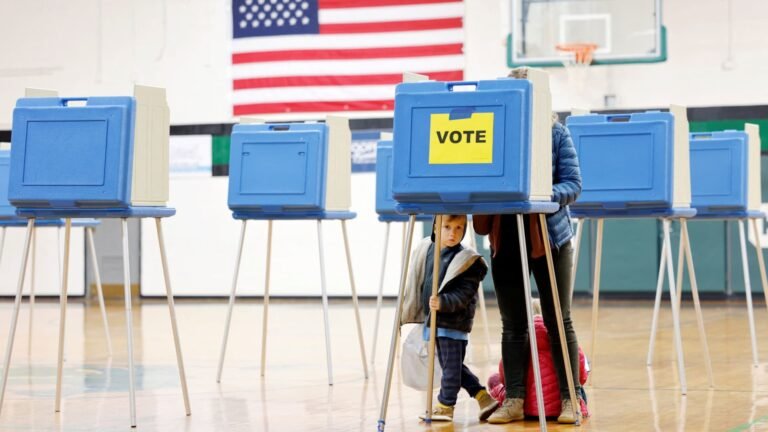 Democrats lead the polls. Republicans lead in cash heading into the midterms