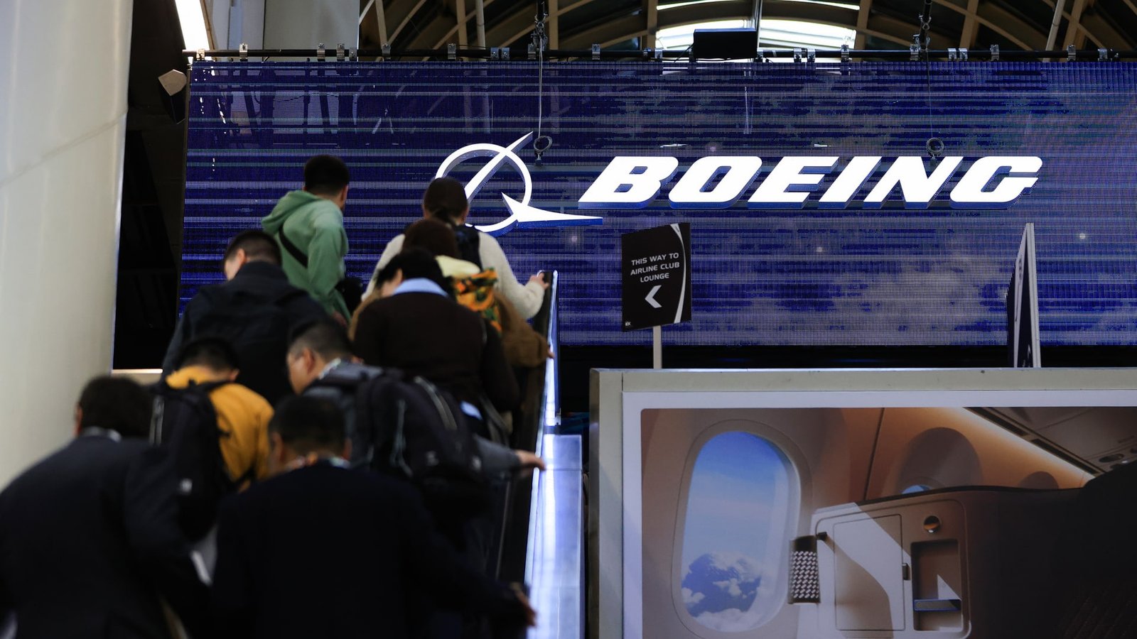 Boeing and engineers' union reach tentative contract agreement