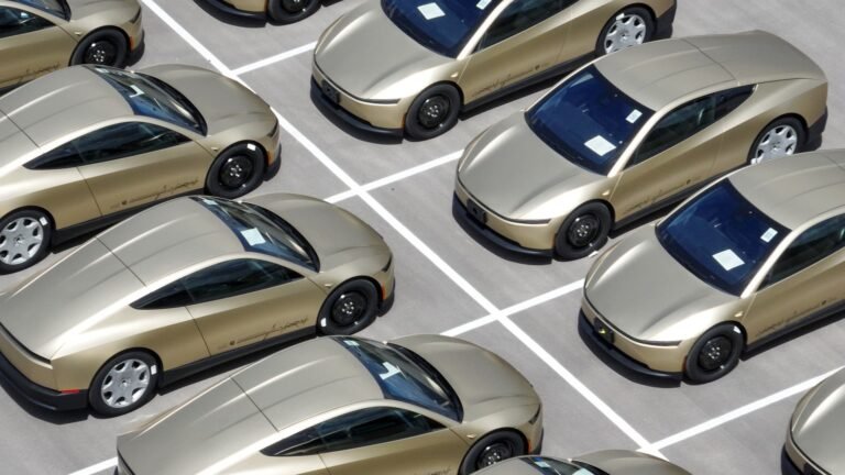 U.S. auto safety regulator opens probe into nearly 1,000 Tesla Cybercabs