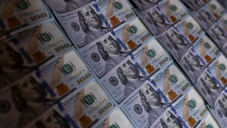 The bond market had a whirlwind week. Where these traders see buying opportunities
