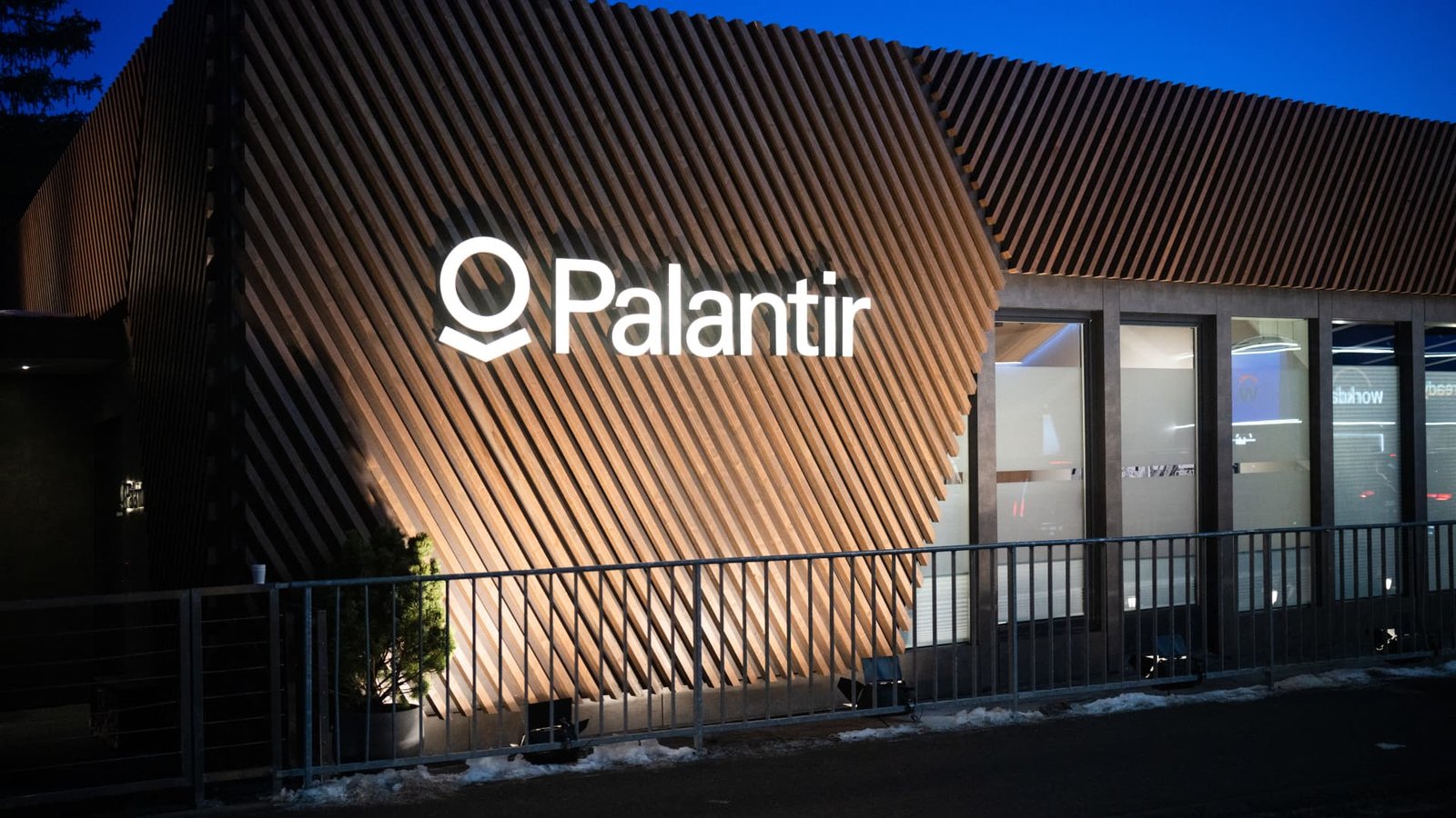 Former highflier Palantir is a bargain compared to AI-linked software peers, UBS says