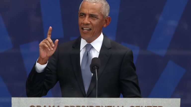 Obama voices caution on AI, urges Democrats to tackle it, NYT says