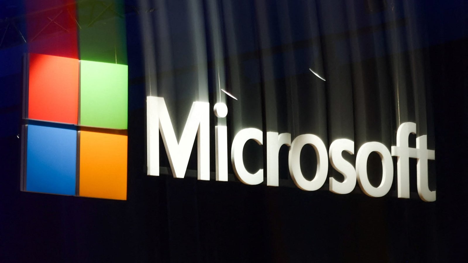 A rare Microsoft bear warms up to the stock. Here's what changed their mind