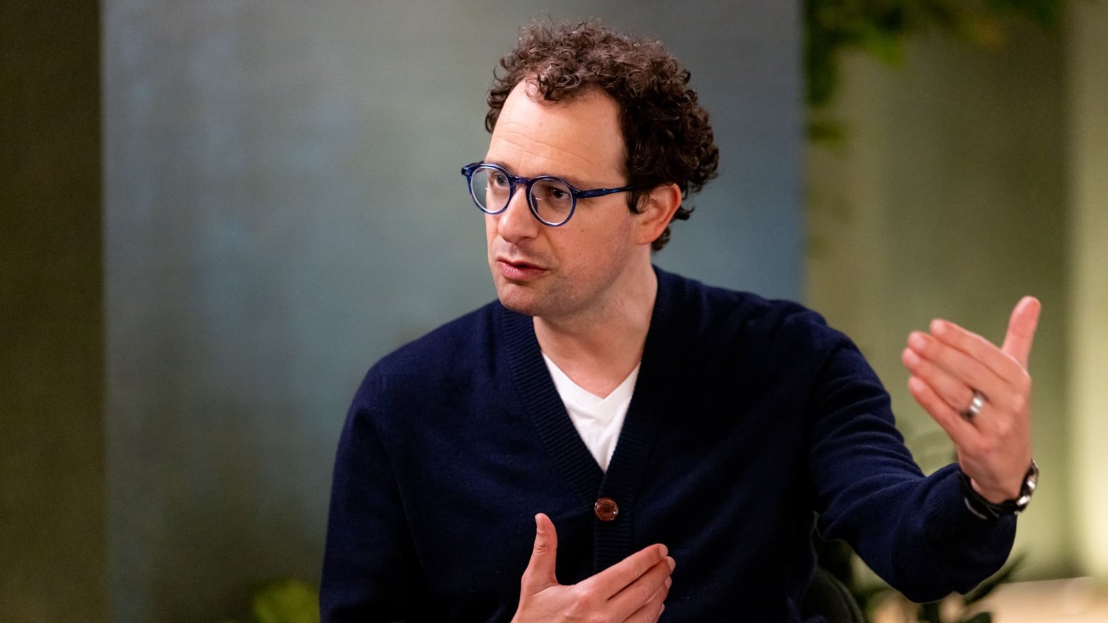Anthropic's Amodei proposes plan to 'slow the pace' of advancing AI capabilities