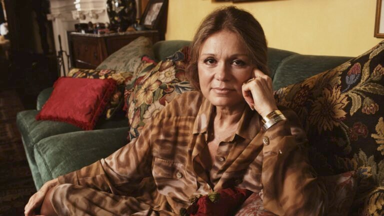 Gloria Steinem hosted salons in her living room for decades—how to gather for conversation and connection, says expert