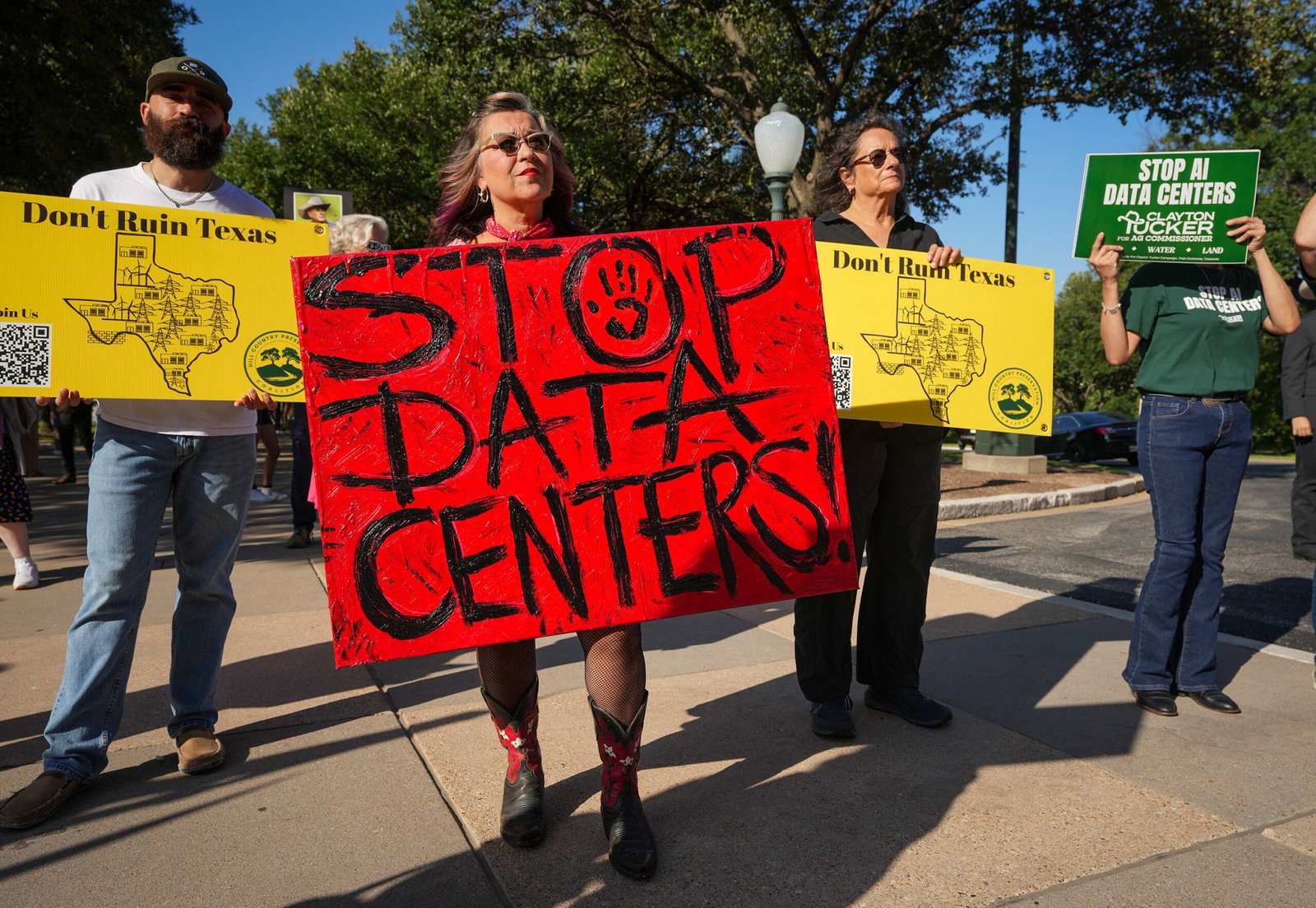 How AI data center outrage is becoming a bipartisan rallying cry in the midterm elections