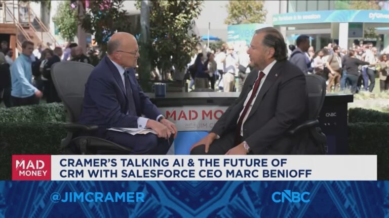 Don't want AI companies to run into the same issues as social media companies, says Salesforce CEO