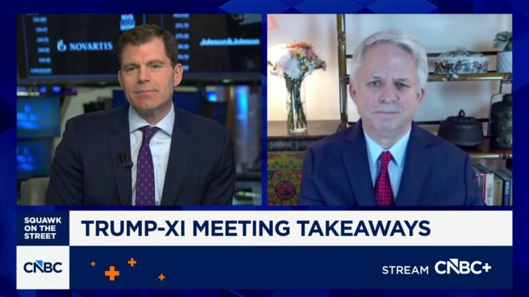 Chinese view Trump’s fawning over Xi Jinping as ‘weakness,’ says Jeff Moon