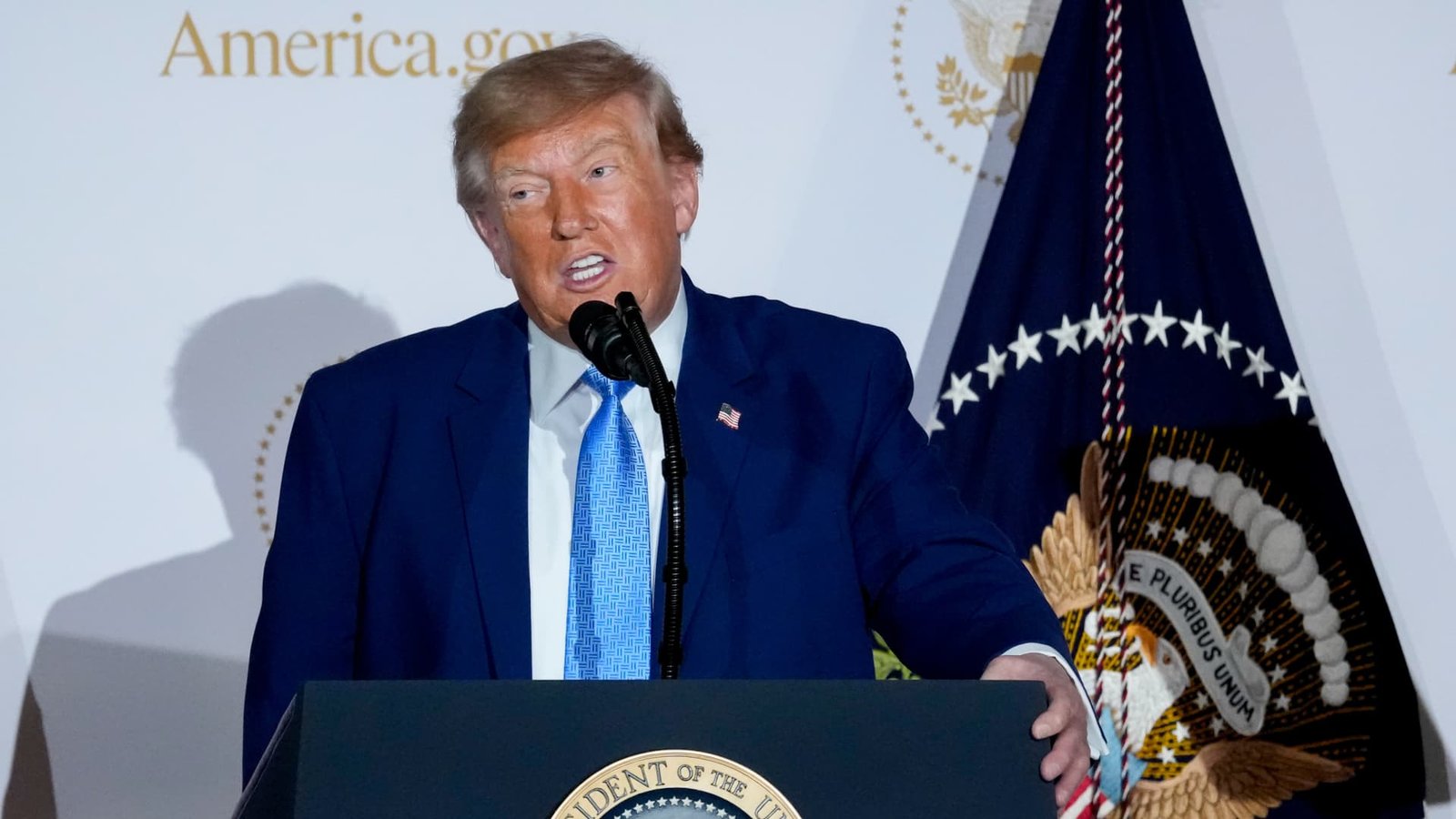 Trump government ads were funded by Homeland Security, WSJ reports