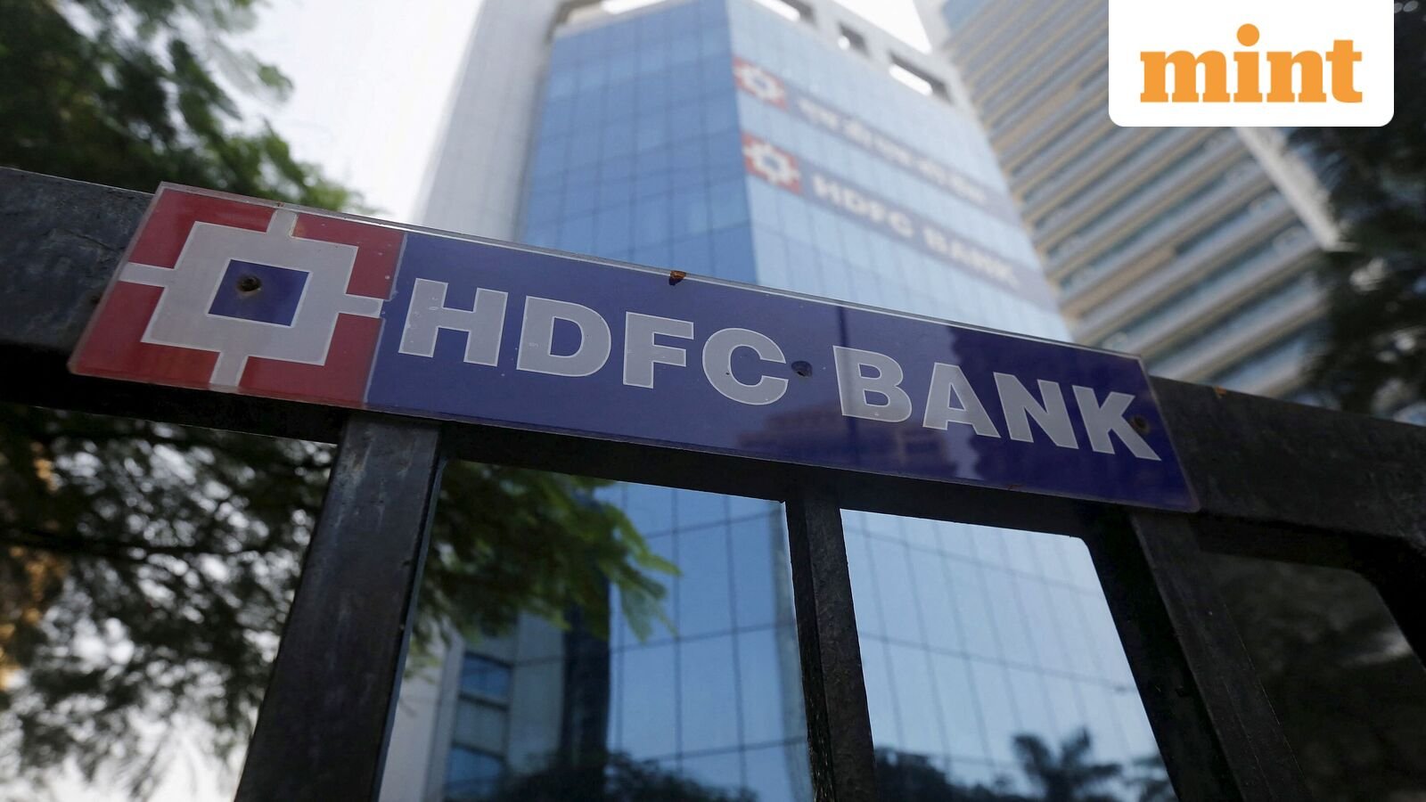 HDFC Bank’s Jagdishan paradox: Stock lagged even as domestic funds doubled down