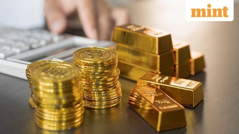 MCX gold price breaks below  ₹1.50 lakh per 10 grams as selling extends to 7th day on firm US dollar