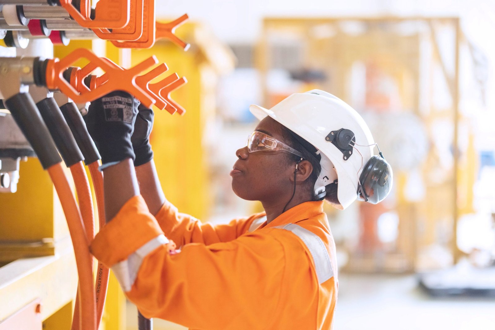 SLB OneSubsea wins ExxonMobil subsea systems contract for Rovuma LNG