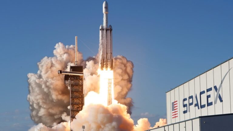 Here are Tuesday's biggest analyst calls: SpaceX, Apple, Broadcom, CoreWeave, Palantir, Intel & more