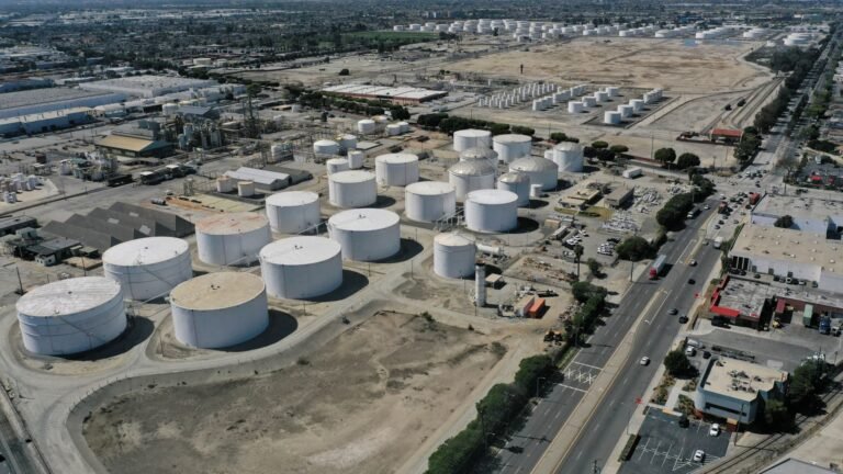 Kinder Morgan, Energy Transfer and Williams could benefit from cheap natural gas