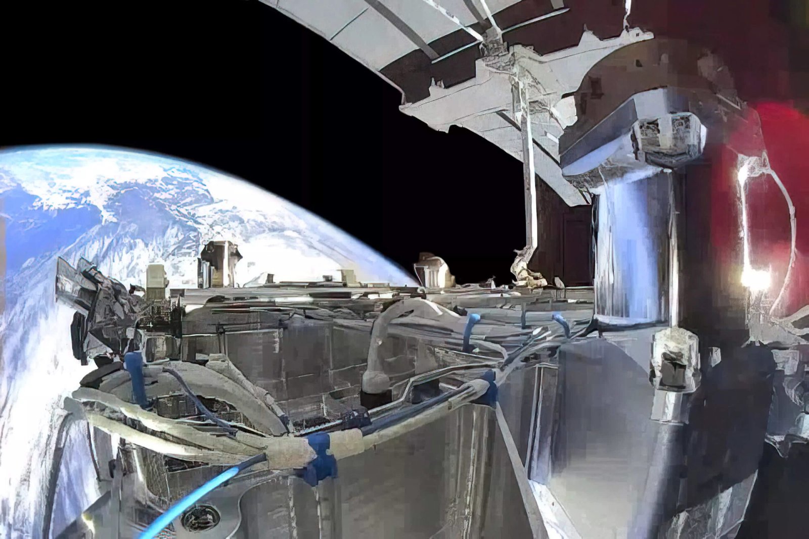 An uncaptioned image posted on the company's website appears to show Starshield technology in orbit.