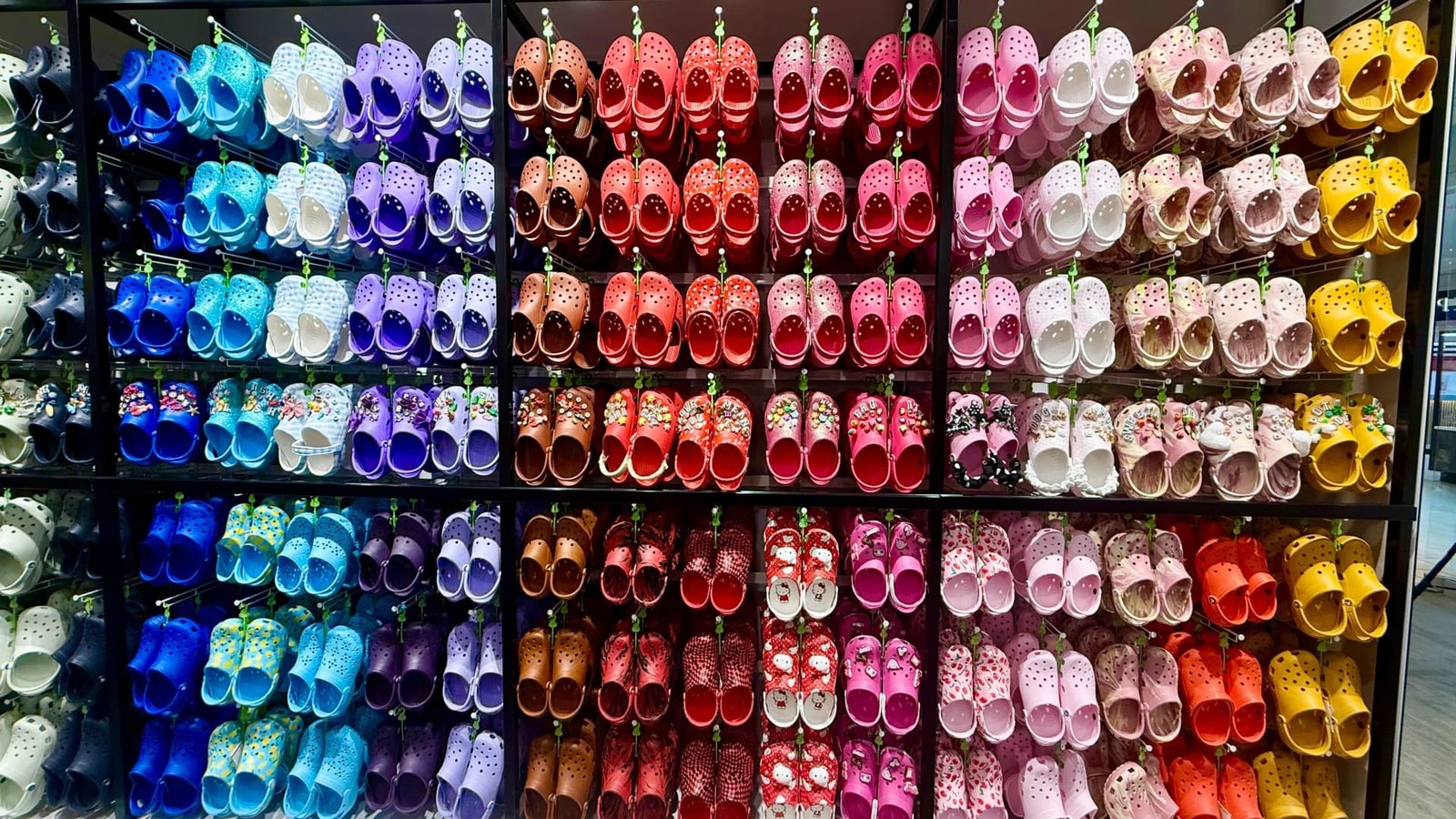 This ugly shoe brand won over Gen Z. Its stock's low valuation could earn investors' attention