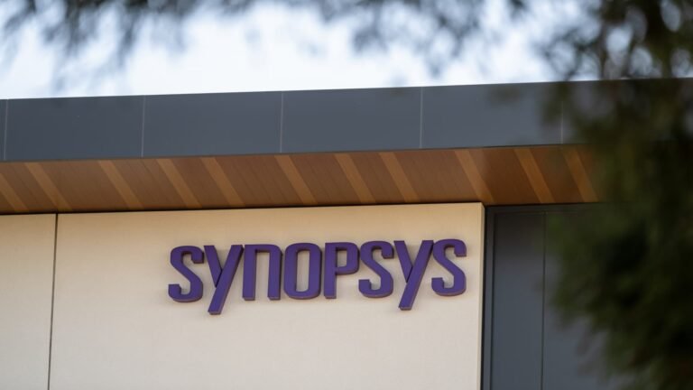 Stocks making the biggest moves midday: Accenture, Synopsys, United Therapeutics, Vicor and more