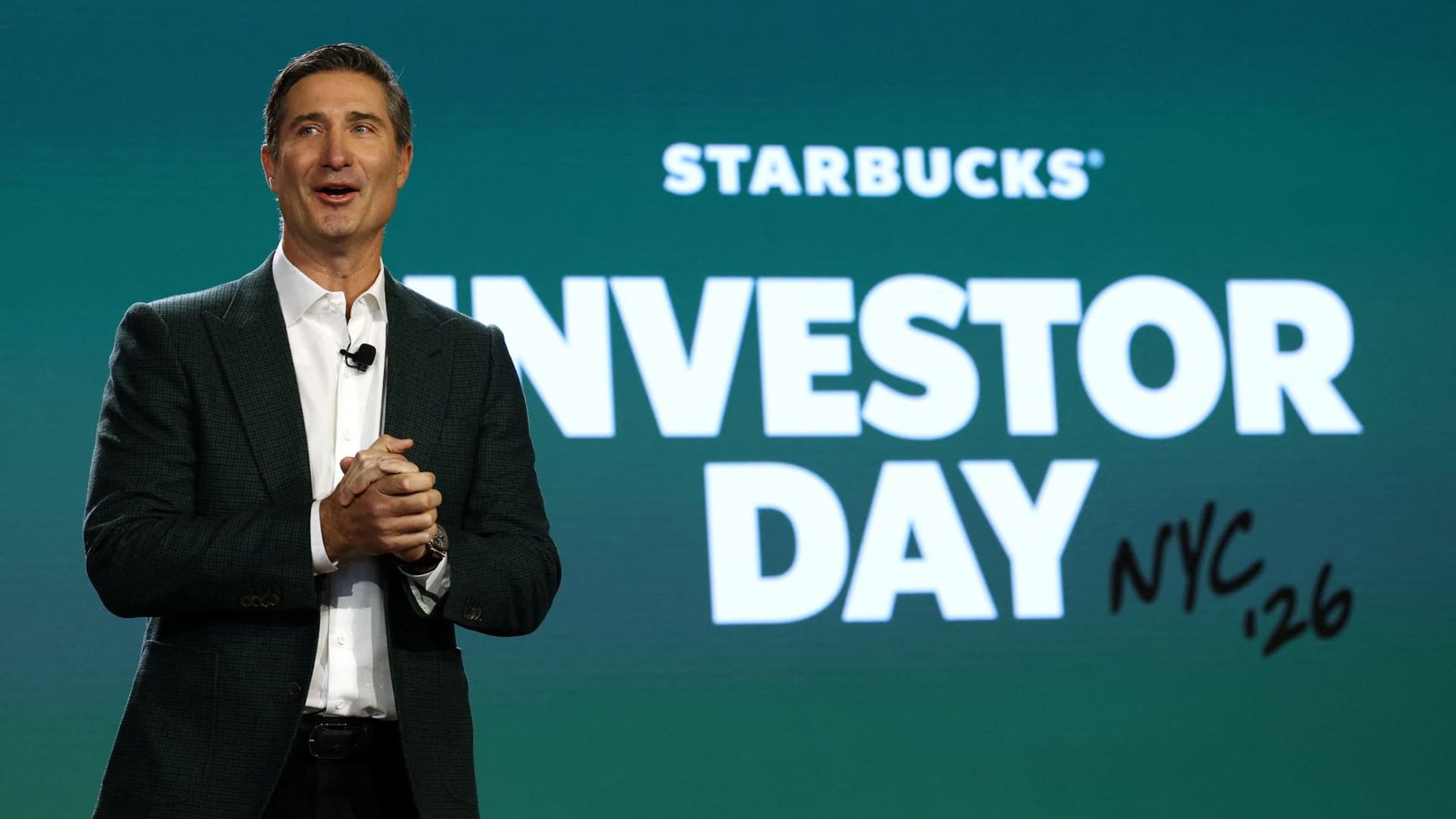 Why a Starbucks takeover of Chipotle would — and wouldn't — make sense for both companies