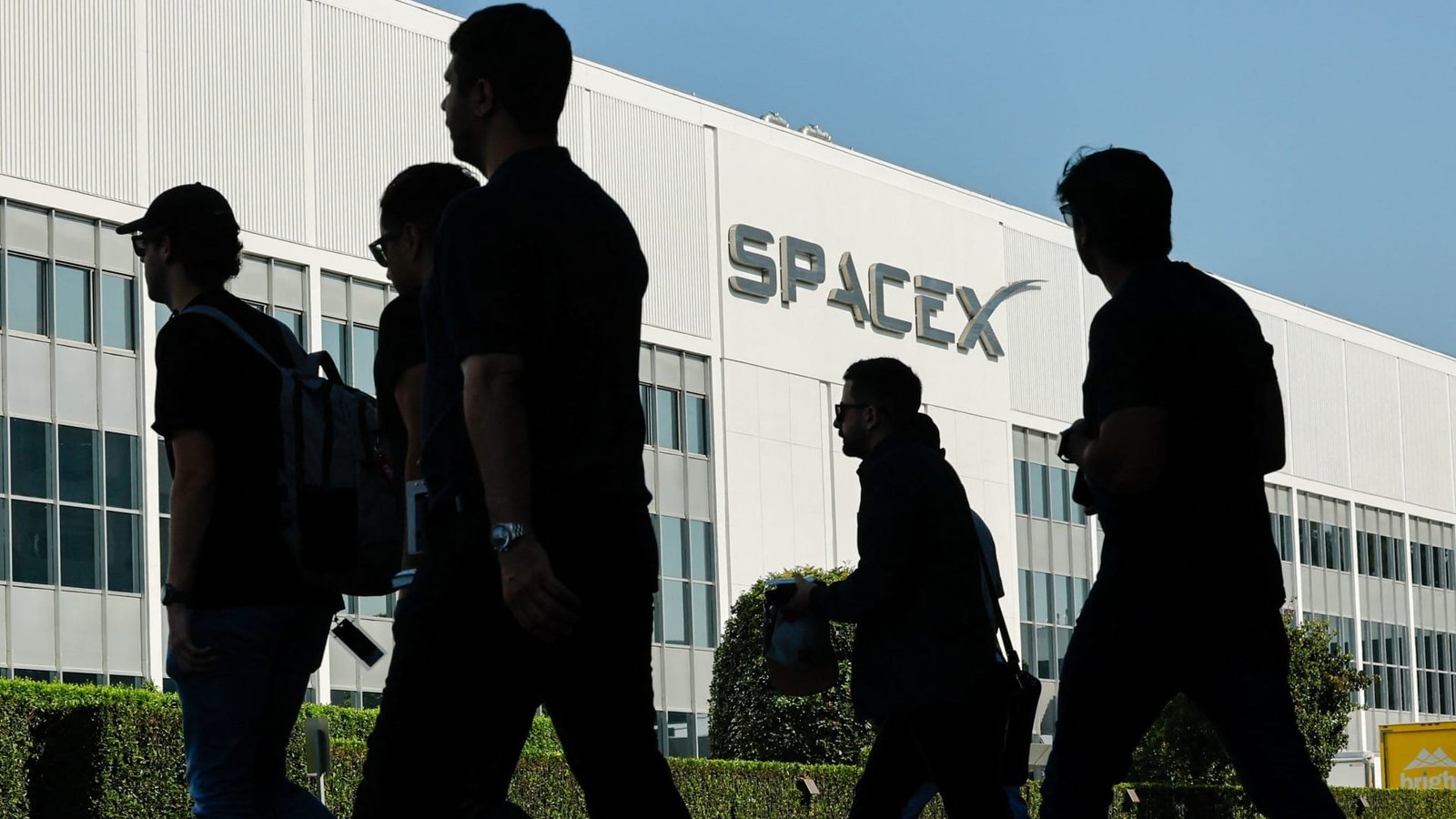 Apollo, banks in talks to finance SpaceX's $40 billion Nvidia GPU purchase