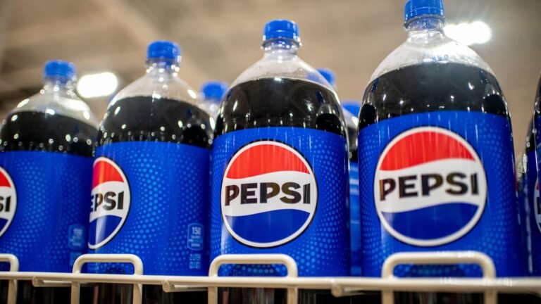 Pepsi shares rallied despite cutting profit guidance. Where Cramer stands on the stock now