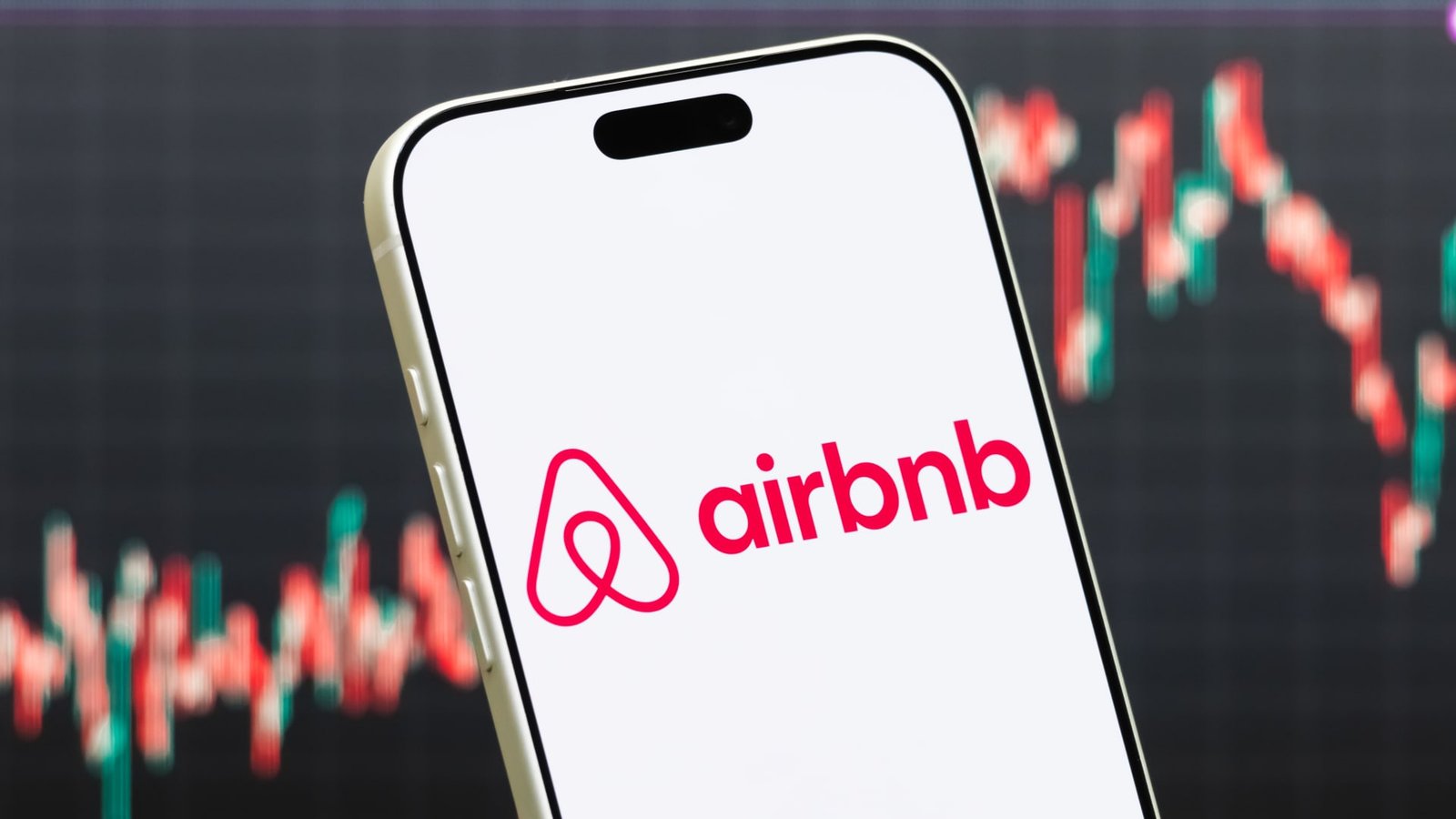 Airbnb is looking cheaper than usual. KeyBanc says to buy it now
