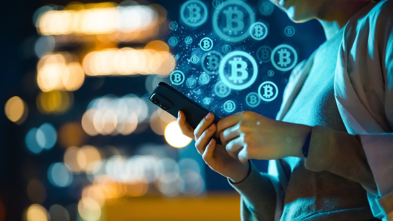 Bitcoin just formed a 'golden cross' pattern. The crypto is setting up for a big fourth quarter
