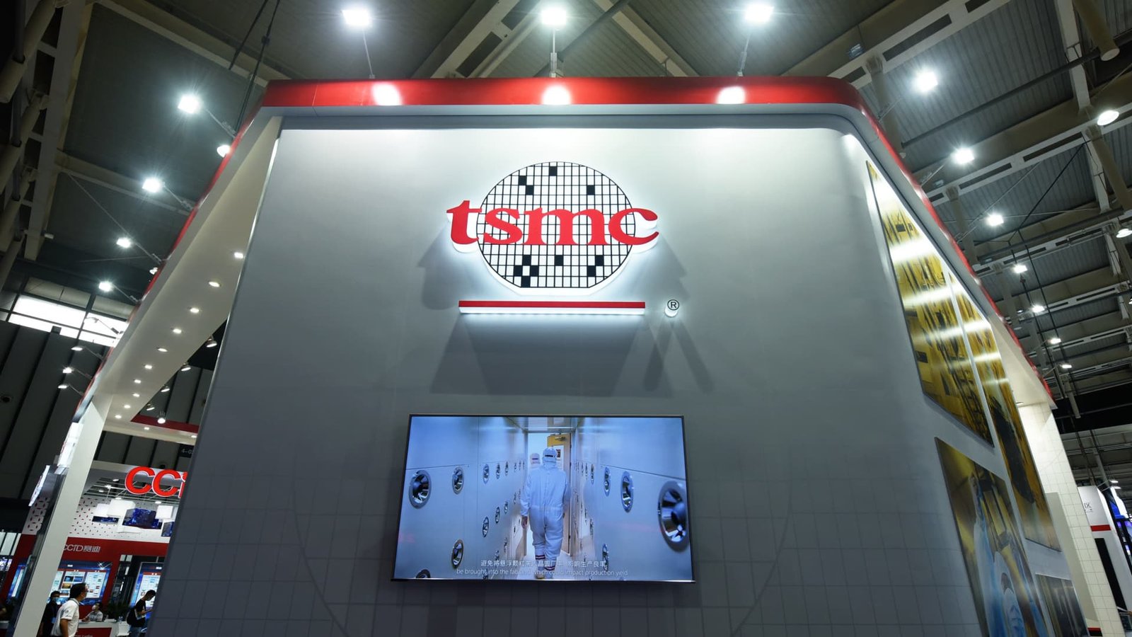 Wall Street says Elon Musk's Terafab talks with TSMC could spell bad news for Intel