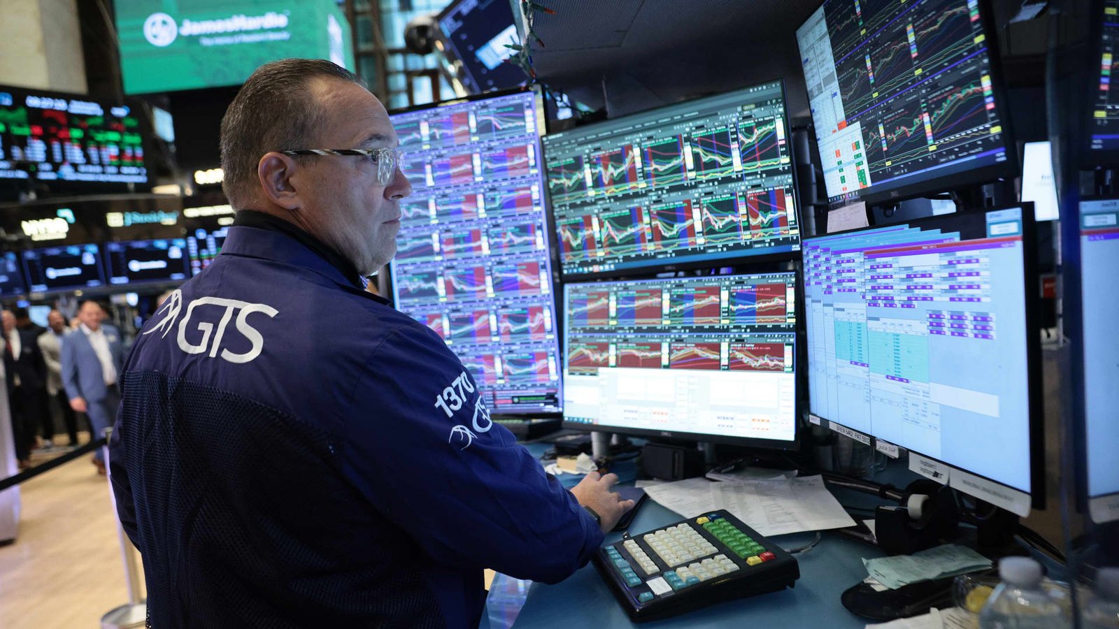 U.S. Treasury yields inch lower as investors await key inflation report