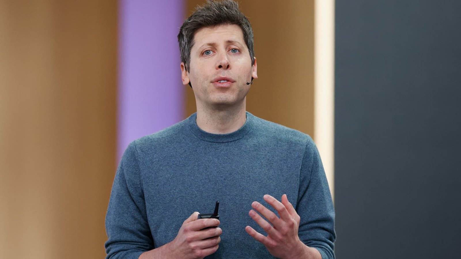 Third-party evaluators find vulnerabilities in OpenAI monitoring system during test pilot