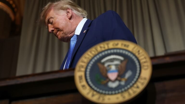 Trump's approval rating on economy hits all-time low as midterm looms: CNBC survey