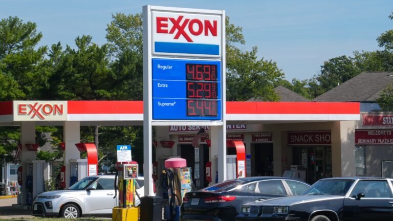 Inflation fears on the rise as one-year outlook in Fed survey hits highest level since May 2023