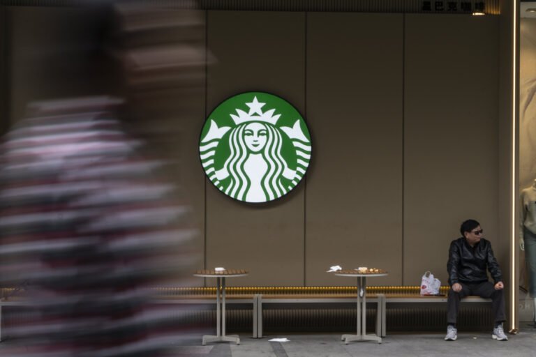 Why this options strategy might be best for Starbucks