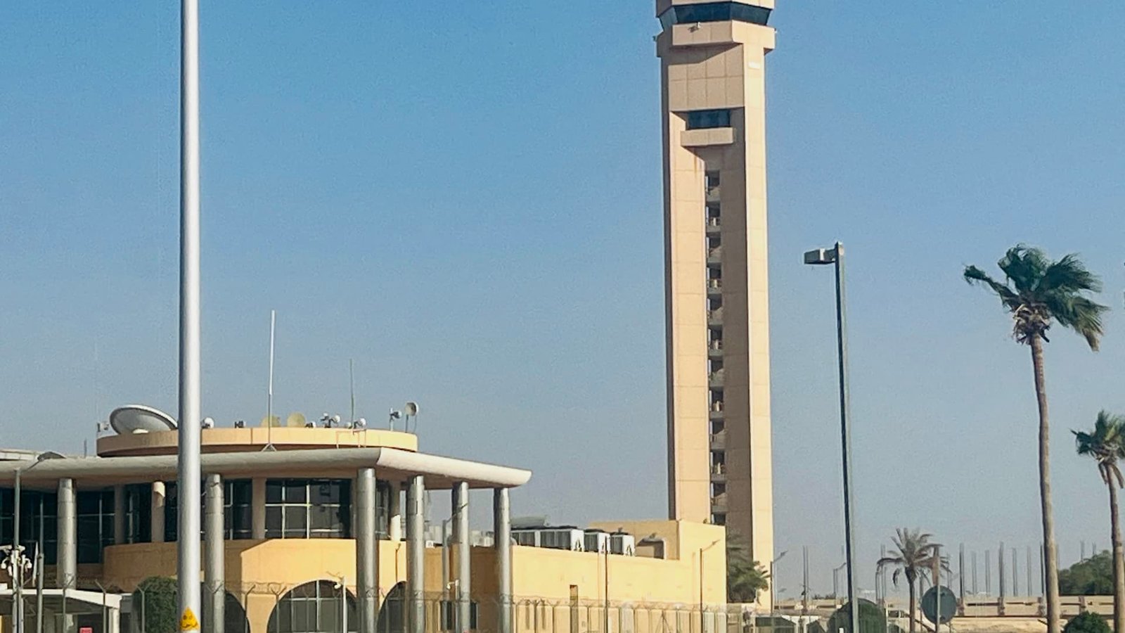 U.S. pulls diplomats from Saudi Arabia as it reportedly readies Iran strikes after midterms
