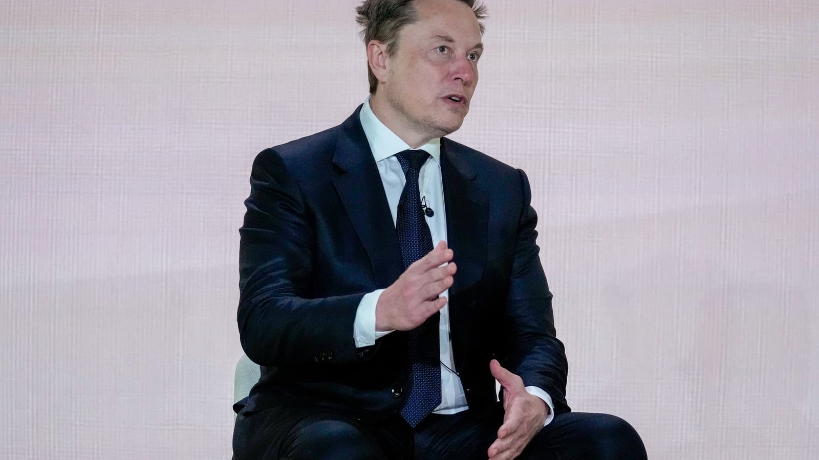 Ukraine Starlink slowdown raises business risks for Elon Musk partners