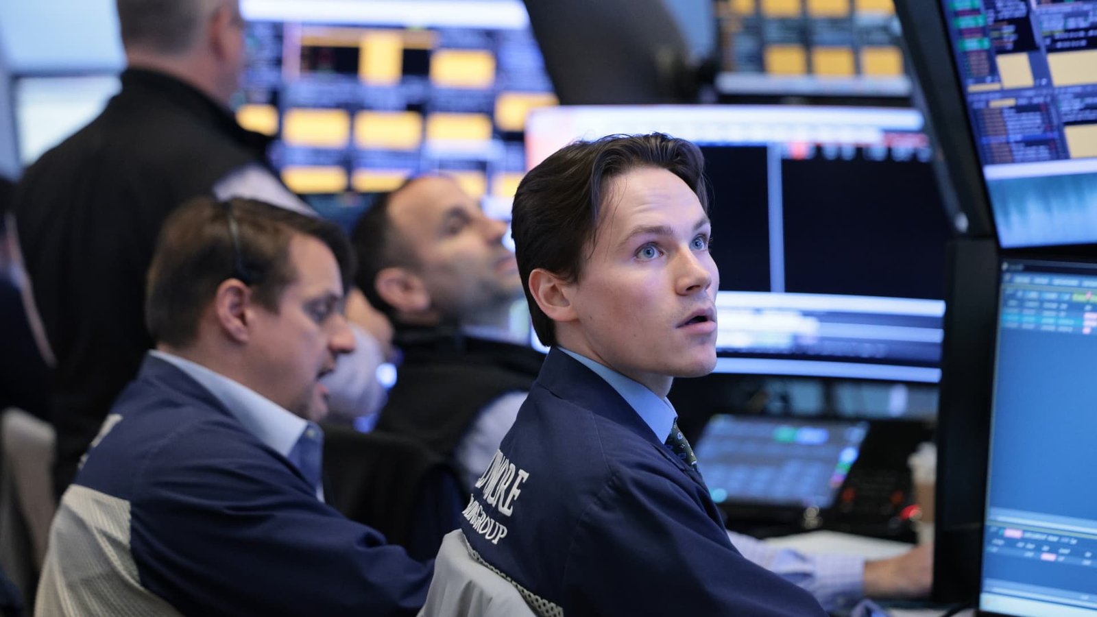 4 reasons why Bank of America is in 'risk-off' mode for the next month