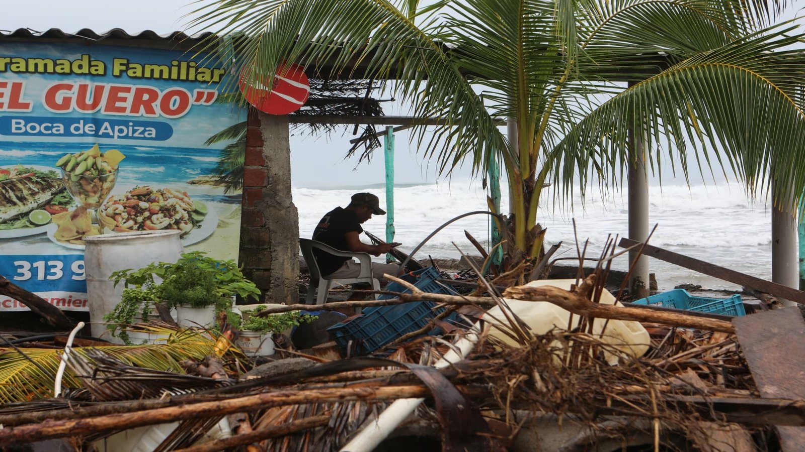 Hurricane Trudy brings heavy rain and strong winds to Mexico’s Pacific coast