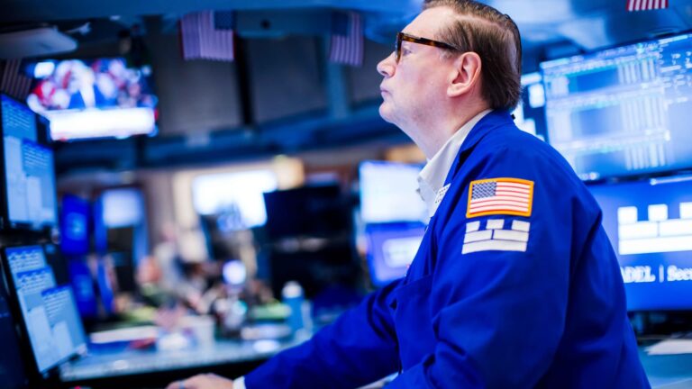 The perfect storm behind the Nasdaq's rout — plus, some of the bright spots in the market