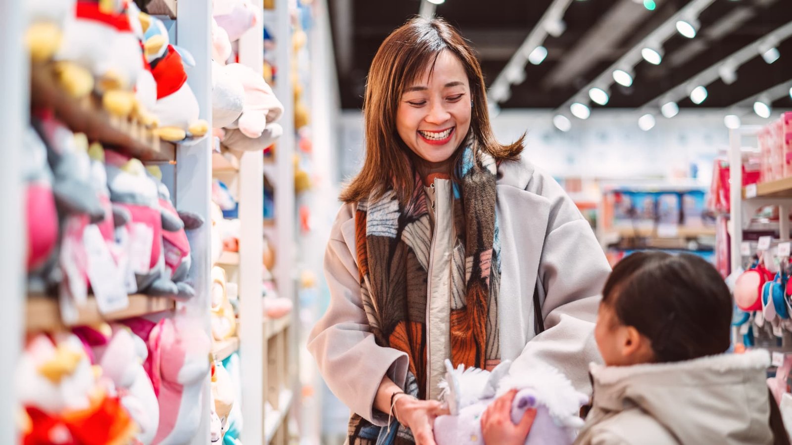 The best credit cards for the hottest holiday toys of 2026