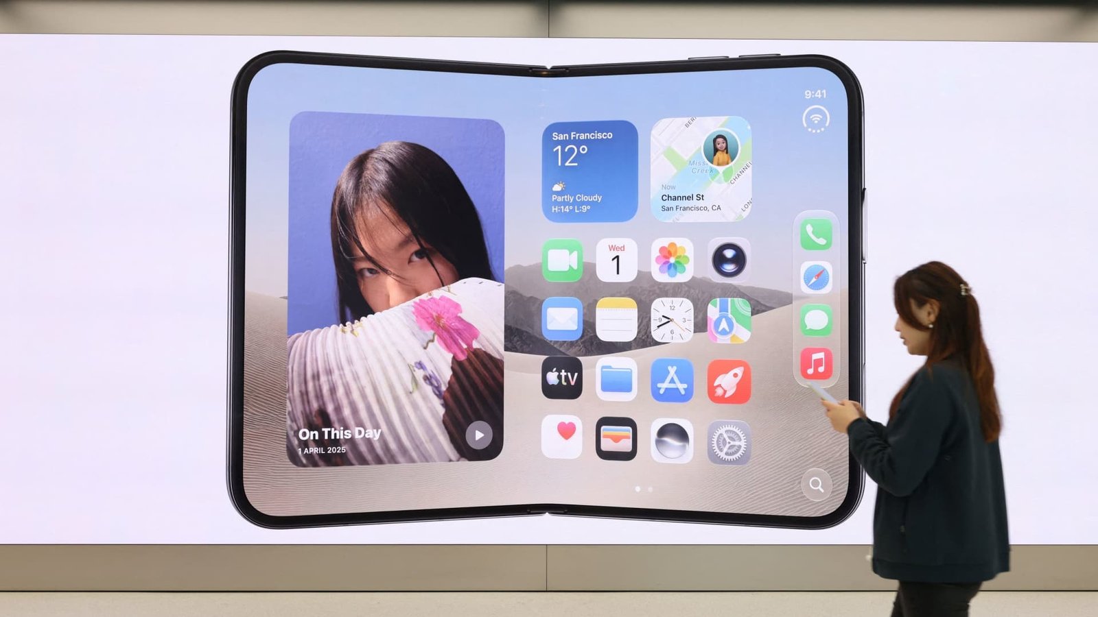 Apple is set to take back the market-cap crown from Nvidia. Upcoming earnings may push it over the top