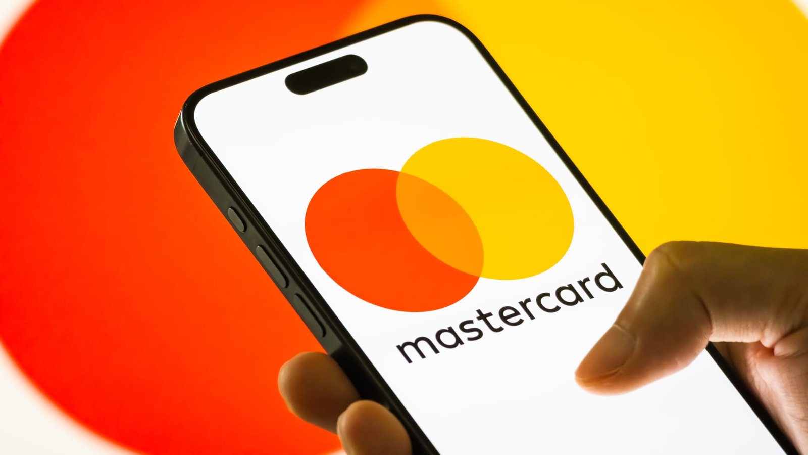 The 'stablecoin sandwich': Why speeding up payments isn't so simple, according to Mastercard