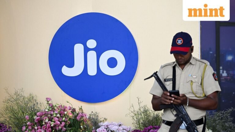 Jio Platforms IPO draws  ₹8,110 crore in anchor investor bids