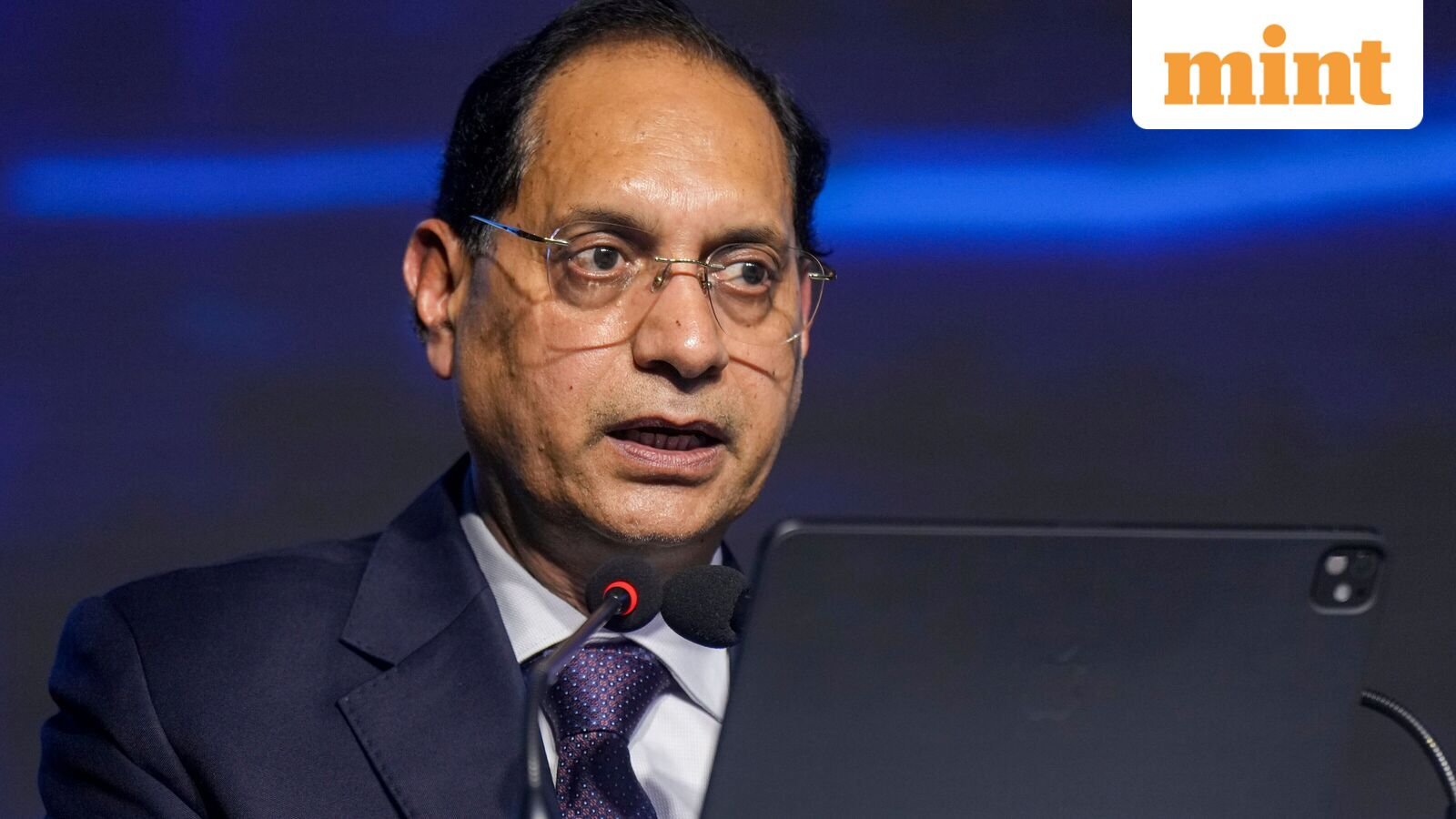Working with RBI to make process of bringing foreign investors into Indian markets faster and easier: SEBI chief